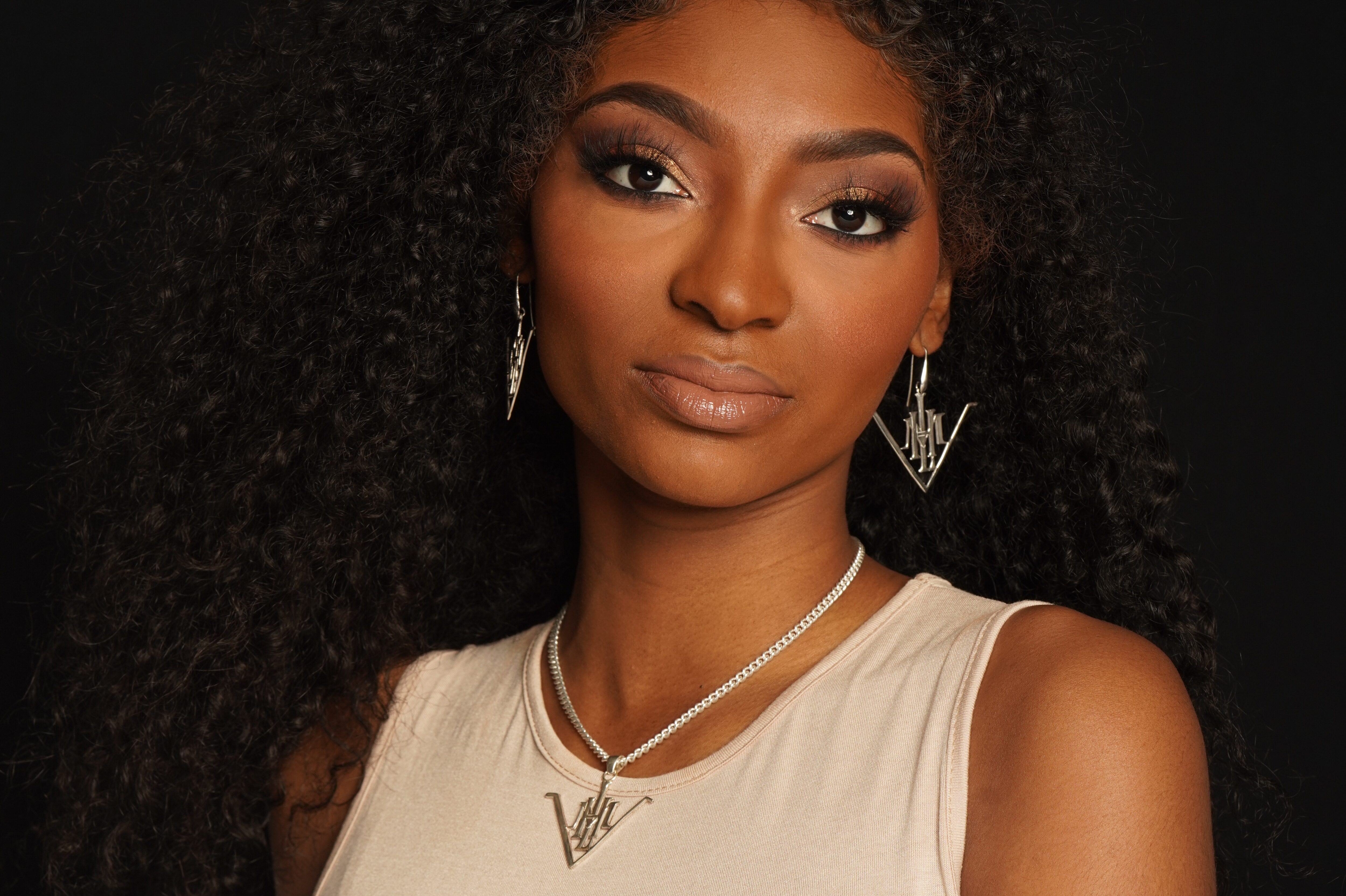 HML Fine Jewelry Signature Collection, Necklace & Earrings - Image 2